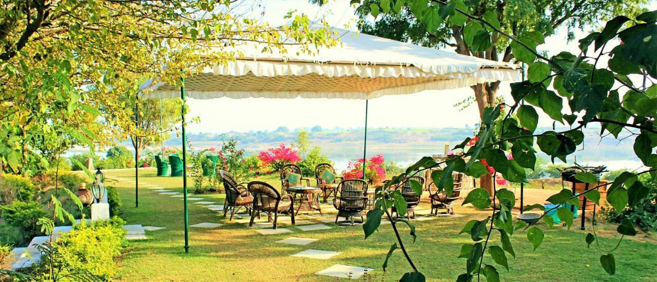 Bhadrawati - A Riverside Safari Lodge Ranthambore Exterior foto